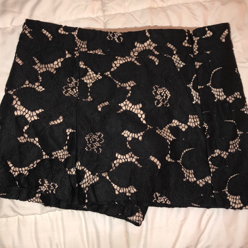 Express Lace Shorts